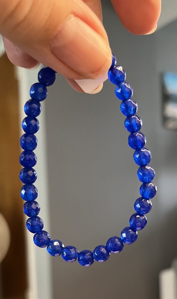 September Gemstone-Sapphire Jade