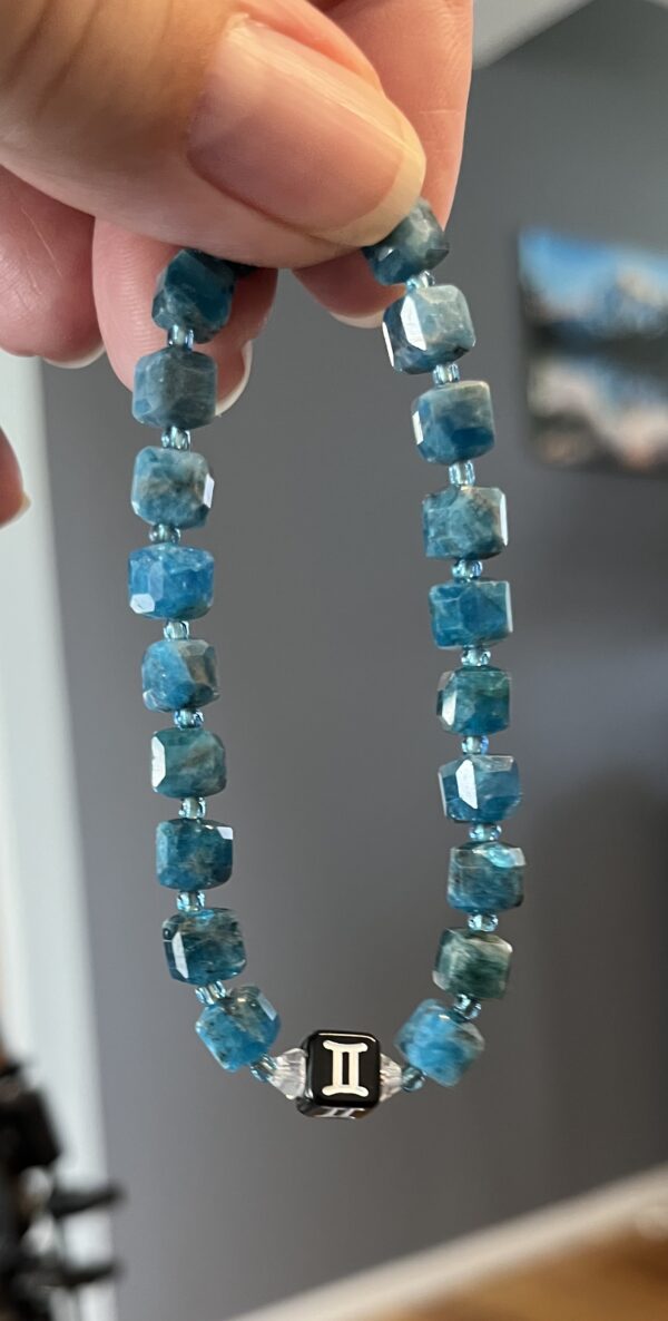 Gemini Zodiac-Apatite - Image 2